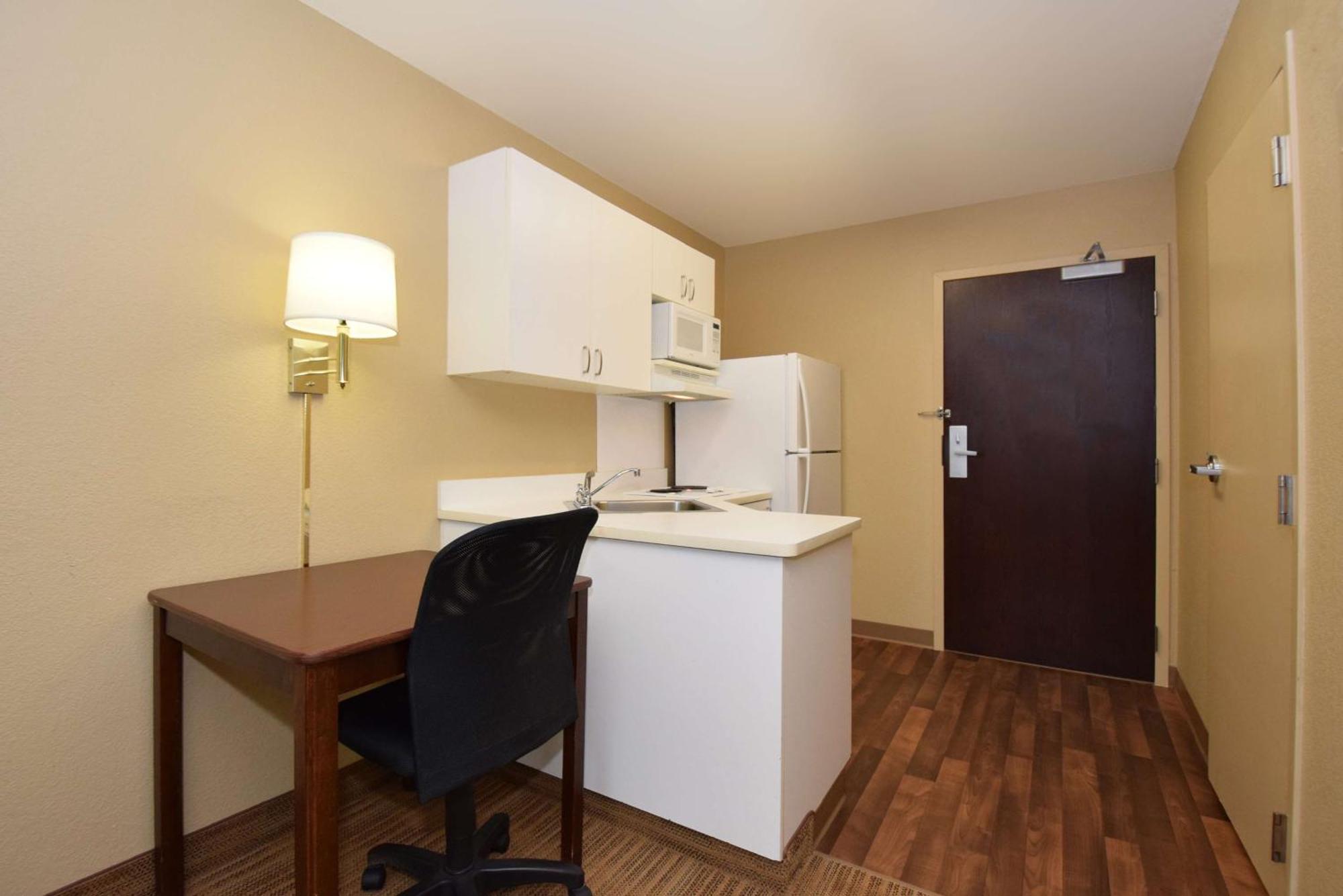 Extended Stay America Suites - Atlanta - Kennesaw Town Center Exterior photo